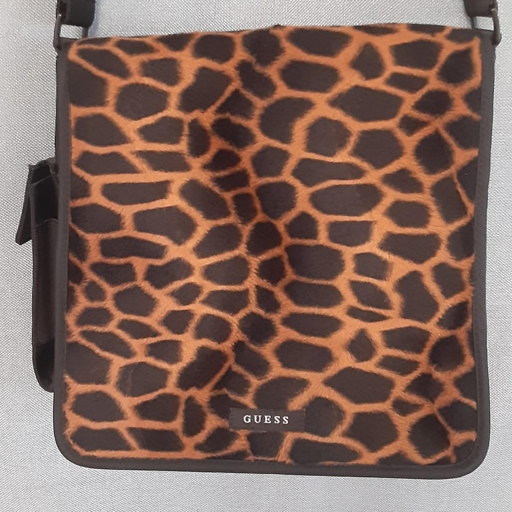 GUESS Crossbody Giraffe Bag